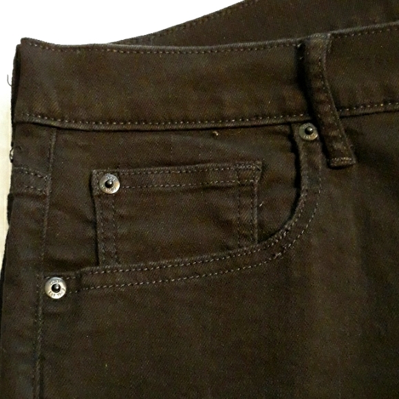 GAP 1969 Crop Flare High Rise-NWOT - Picture 3 of 7